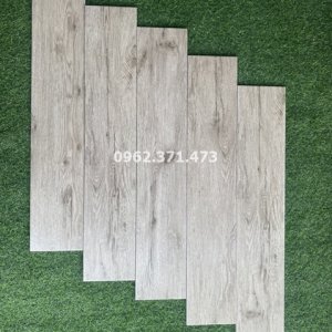 Gạch lát nền 15x80 vân gỗ Trung Quốc